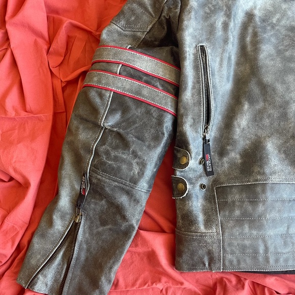 NWT Genuine Leather Biker Jacket - Picture 6 of 9